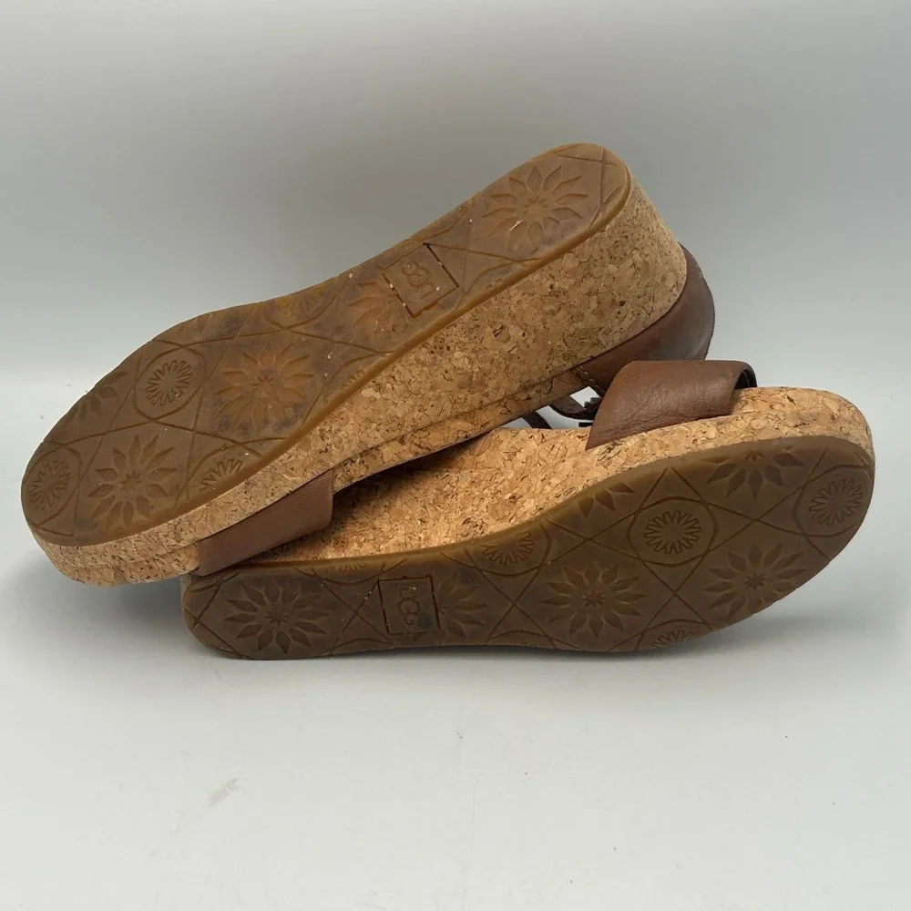 UGG Wedge Sandal Zoe Tassel Zipper Tan Heel 1019973 Ankle Cork Brown Leather 6.5